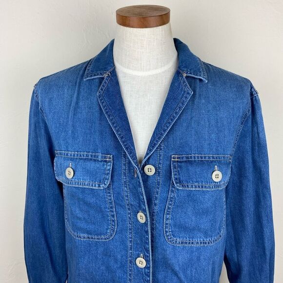 Madewell Denim Cropped Button-Up Shirt in Ridgeville Wash - Picture 4 of 7